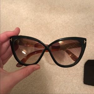 Tom Ford Arabella cat eye sunglasses